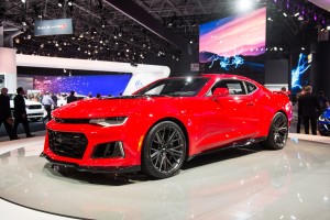 2017-chevrolet-camaro-zl1-coupe-exterior-2016-new-york-international-auto-show-live-002