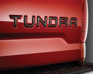 tundra-blacked-out-badge-emblem__51229_1513296699_500_750